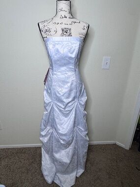 Strapless White Evening Gown with Gathered Skirt